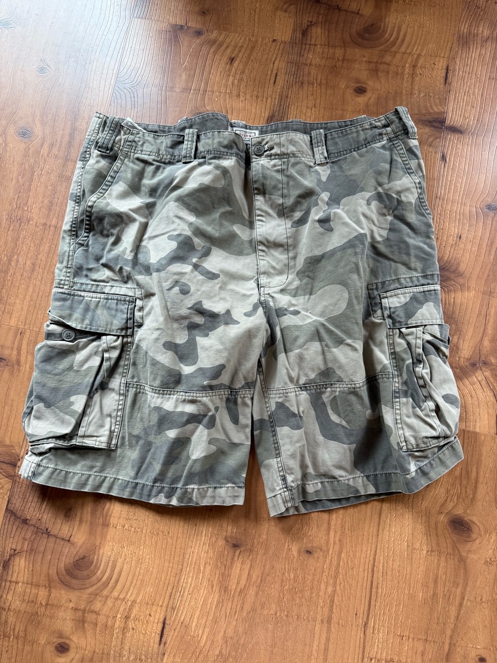 Men’s Arizona cargo shorts - 46